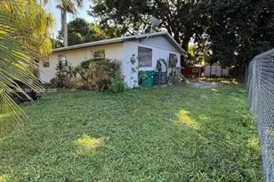 655 SW 6th Terrace, Florida City, FL 33034 - Photo 4