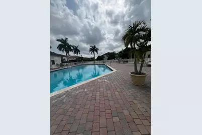 11401 NW 89th St #101, Doral, FL 33178 - Photo 24