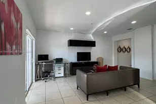 8800 NW 97th Ave, Doral, FL 33178 - Photo 6