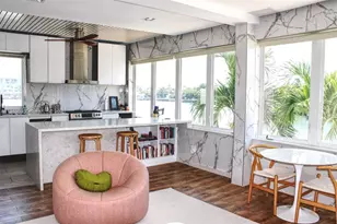 4710 Pine Tree Dr, Miami Beach, FL 33140 - Photo 2