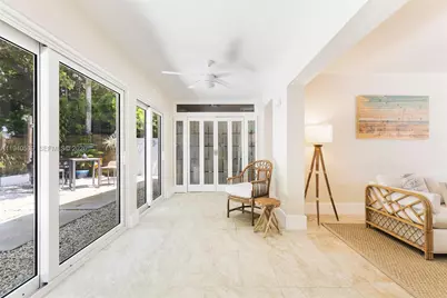 2201 SW 22nd Ter, Miami, FL 33145 - Photo 6