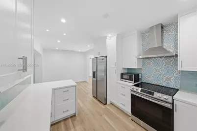3681 SW 21st St, Miami, FL 33145 - Photo 16
