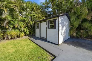 3681 SW 21st St, Miami, FL 33145 - Photo 38