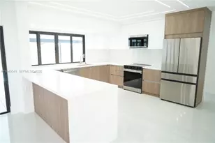 5260 SW 4th Ct, Plantation, FL 33317 - Photo 6