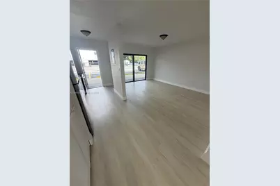 600 NE 142nd St #10, North Miami, FL 33161 - Photo 4