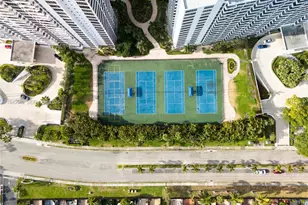 600 Three Islands Boulevard, Hallandale Beach, FL 33009 - Photo 30