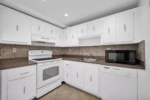 600 Three Islands Blvd, Hallandale Beach, FL 33009 - Photo 6