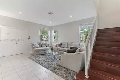630 Vista Meadows Dr #0, Weston, FL 33327 - Photo 6