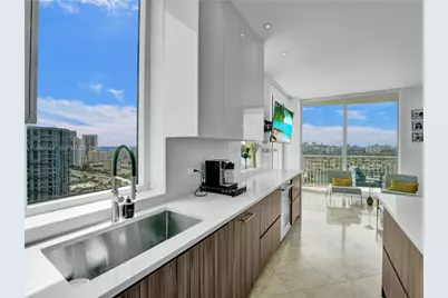 1755 E Hallandale Beach Blvd #PH04E, Hallandale Beach, FL 33009 - Photo 2