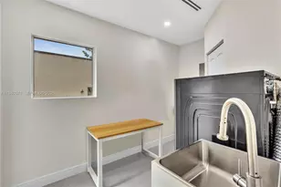 1636 SW 9th St, Miami, FL 33135 - Photo 54