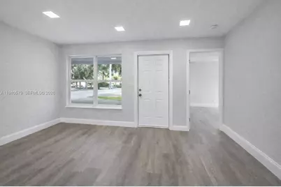 931 NW 38th Ave, Lauderhill, FL 33311 - Photo 8