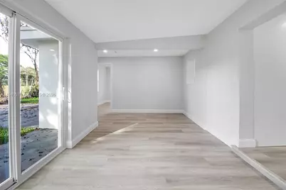 931 NW 38th Ave, Lauderhill, FL 33311 - Photo 22