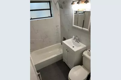 130 NE 171st Ter, Miami, FL 33162 - Photo 6