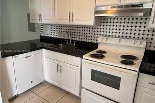 13783 SW 66th St, Miami, FL 33183 - Photo 6