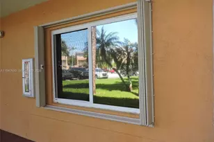 6225 SW Kendale Lakes Creek, Miami, FL 33183 - Photo 2