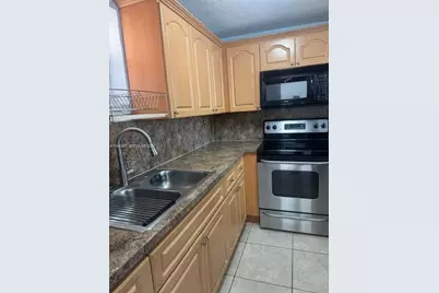 1810 W 56th St #3316, Hialeah, FL 33012 - Photo 4