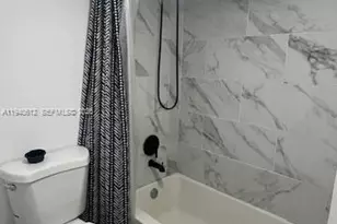 2881 N Oakland Forest Dr, Oakland Park, FL 33309 - Photo 32