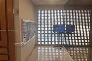 5750 Collins Ave, Miami Beach, FL 33140 - Photo 32