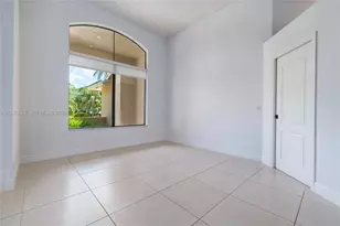 1051 Woodfall Ct, Weston, FL 33326 - Photo 16