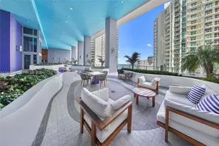 1300 Brickell Bay Dr, Miami, FL 33131 - Photo 24