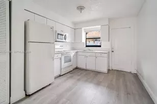 4030 SW 19th St, West Park, FL 33023 - Photo 8