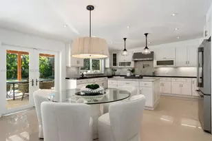 12685 SW 81st Ave, Pinecrest, FL 33156 - Photo 14