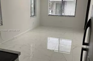 625 SW 5th Ave, Miami, FL 33130 - Photo 2