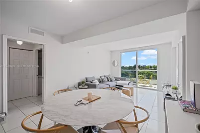 6362 Collins Ave #311, Miami Beach, FL 33141 - Photo 4