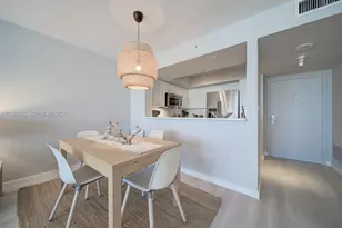 1900 Sunset Harbour Dr, Miami Beach, FL 33139 - Photo 8