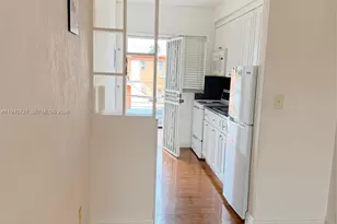 3671 SW 10th St, Miami, FL 33135 - Photo 6