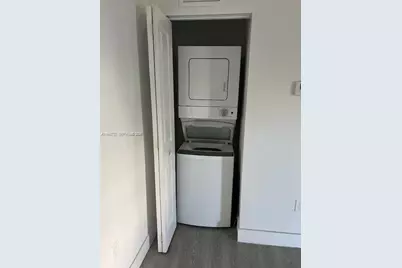 751 NW 1st St #103, Miami, FL 33128 - Photo 10