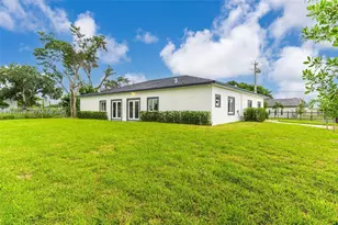 11870 SW 220th St, Miami, FL 33170 - Photo 4