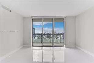 50 Biscayne Blvd, Miami, FL 33132 - Photo 22