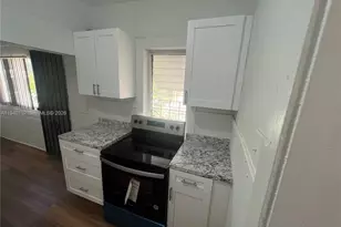 1880 NW 28th St, Miami, FL 33142 - Photo 10