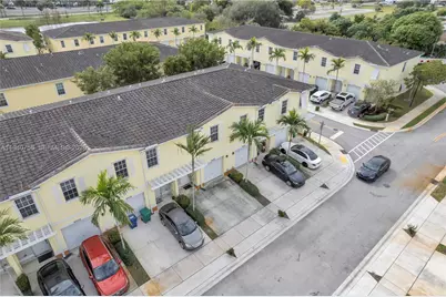 4040 NW 11th St, Lauderhill, FL 33313 - Photo 32