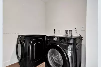 3071 Hibiscus St, Miami, FL 33133 - Photo 42