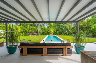 9015 NE 10th Ave, Miami, FL 33138 - Photo 26