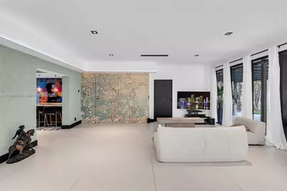 9015 NE 10th Ave, Miami, FL 33138 - Photo 8