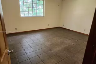 9537 NW 42nd St, Sunrise, FL 33351 - Photo 16