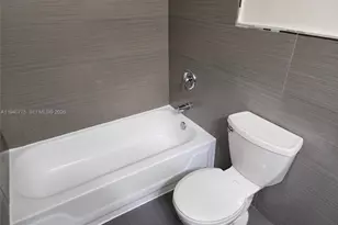 9537 NW 42nd St, Sunrise, FL 33351 - Photo 20