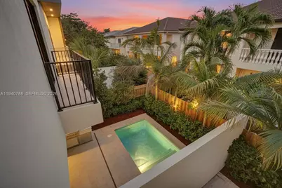 3073 Hibiscus St., Miami, FL 33133 - Photo 8