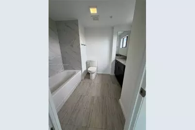 1801 SW 32nd Ave #704, Miami, FL 33145 - Photo 12