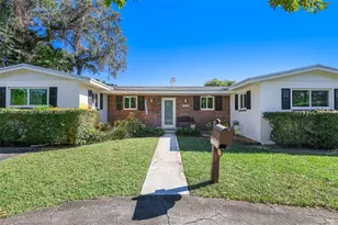 11339 NE 8th Ct, Biscayne Park, FL 33161 - Photo 2
