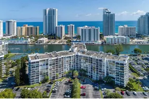 800 Parkview Dr, Hallandale Beach, FL 33009 - Photo 34