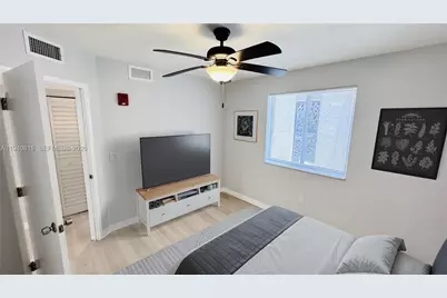 1737 NW 3rd Ave #7, Miami, FL 33136 - Photo 6
