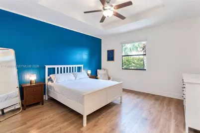 8885 NW 102nd Ct, Doral, FL 33178 - Photo 16
