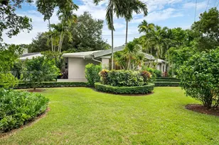 648 Sevilla Ave, Coral Gables, FL 33134 - Photo 2