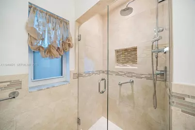 648 Sevilla Ave #0, Coral Gables, FL 33134 - Photo 12