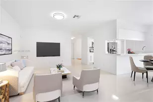 10424 SW 114th Ct, Miami, FL 33176 - Photo 6