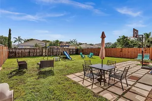 625 SE 30th Terrace, Homestead, FL 33033 - Photo 10